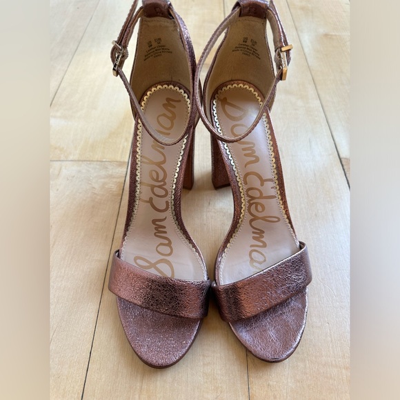 Sam Edelman Yaro in Rose/Bronze Crinkled Leather strappy heels. - Picture 2 of 7